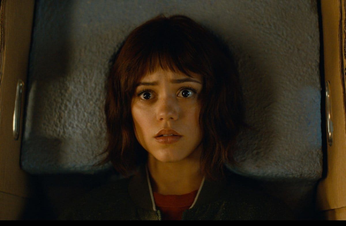 Jenna Ortega in "Klara und die Sonne".