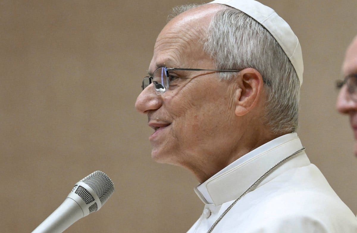Papst Leo XIV. steht eine Operation bevor.