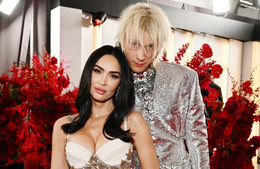 MGK reagiert auf gefälschten Post über Trennung von Megan Fox