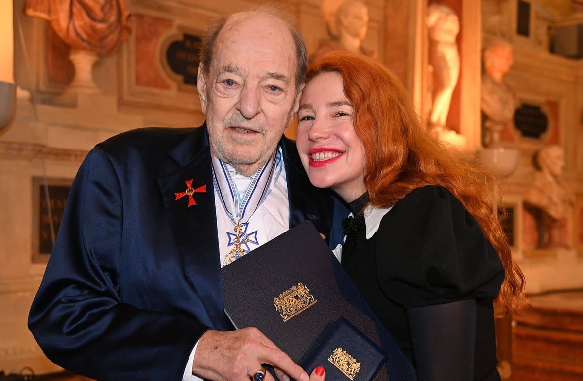 Ralph Siegel - hier mit Ehefrau Laura bei der Verleihung des Bayerischen Maximiliansorden im Dezember 2025 in München - will…