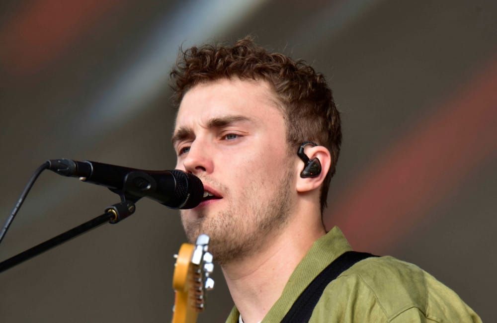 Sam Fender soll 2027 als Headliner beim Glastonbury Festival auftreten