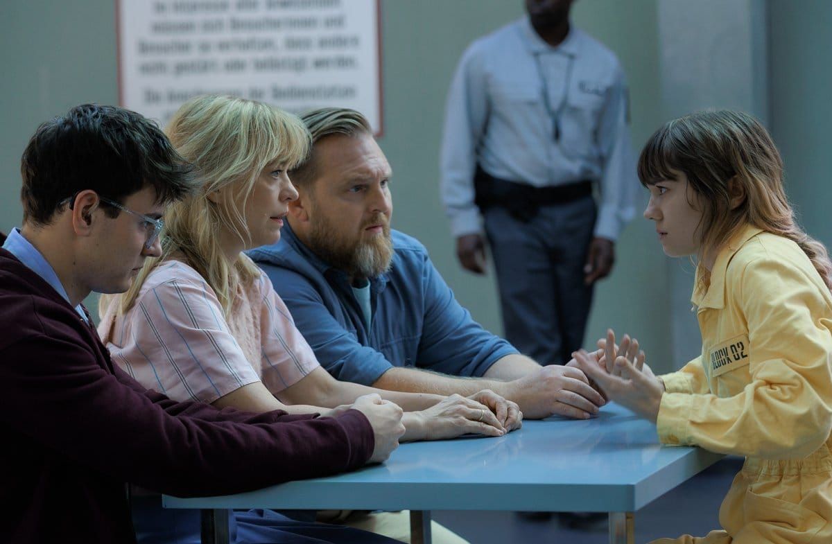 Leo Simon, Heike Makatsch, Axel Stein und Lea Drinda in "Where's Wanda?" (v.l.n.r.)