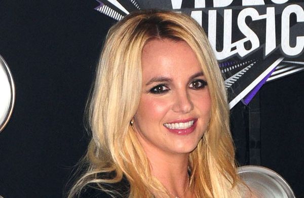 Britney Spears - MTV Video Music Awards 2011 - Famous