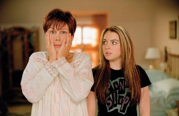 Jamie Lee Curtis and Lindsay Lohan in Freaky Friday - 2003 - Disney - Sky