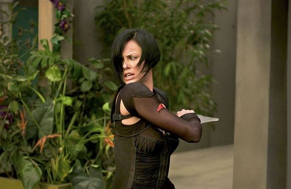 Charlize Theron- Aeon Flux - SKY