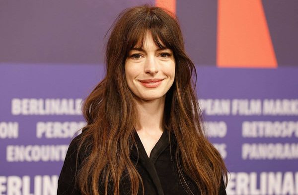 Meist mit dieser Haarlänge unterwegs: Anne Hathaway.