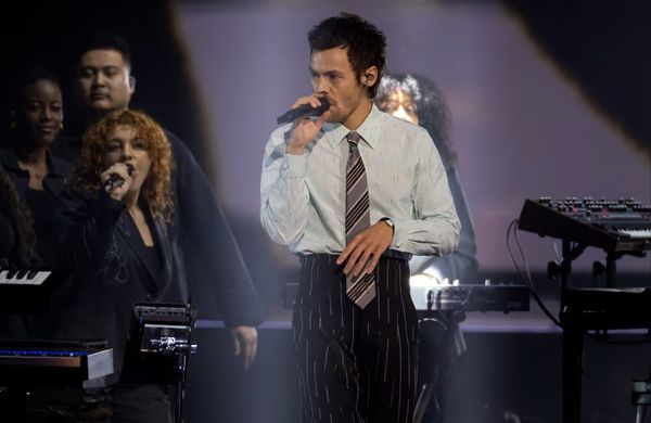 Harry Styles verrät Dusch-Ritual: So legt er seine 'gottgleiche' Bühnenrolle ab