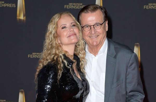 Katja Burkard und Hans Mahr sind - mit Unterbrechung - seit 1998 zusammen. Seit 2025 sind sie verheiratet.
