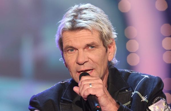 Matthias Reim - Dec 2011 - Singing