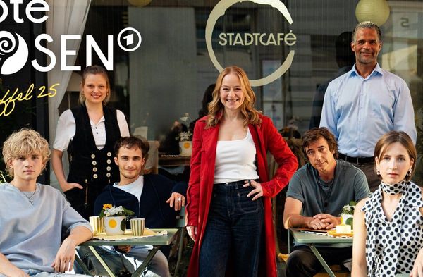 Das Ensemble der 25. Staffel "Rote Rosen" (v.l.): Jonathan Fölster, Edda Lina Janz, Maurizio Magno, Theresa Scholze, Nils Br…
