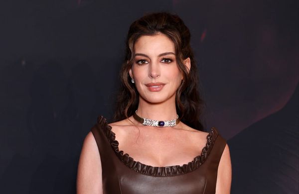 Anne Hathaway wird Dakota Johnsons Schrei in 'Verity' nicht mehr los