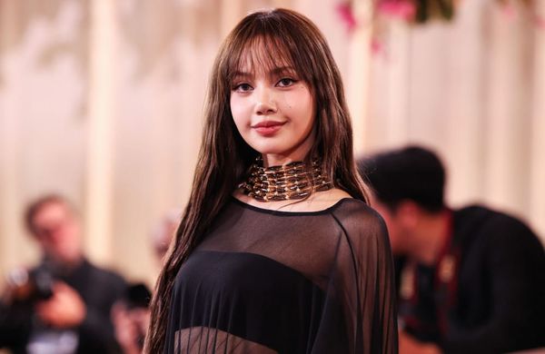 LISA: Neue EP 'PRESS PLAY' erzählt ihren Weg von Thailand zum Weltstar