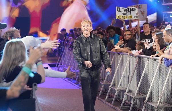 Logan Paul widerspricht christlichem Influencer: 'Homosexualität ist keine Entscheidung!'