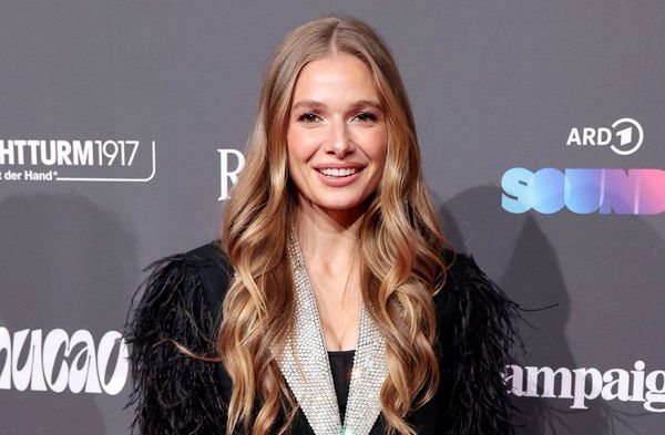 Lola Weippert möchte trotz der schwierigen ersten Wochen auf ihrem Hof an zwei Wohnsitzen festhalten.