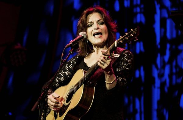 Sorge um Rosanne Cash, die älteste Tochter von Country-Legende Johnny Cash.