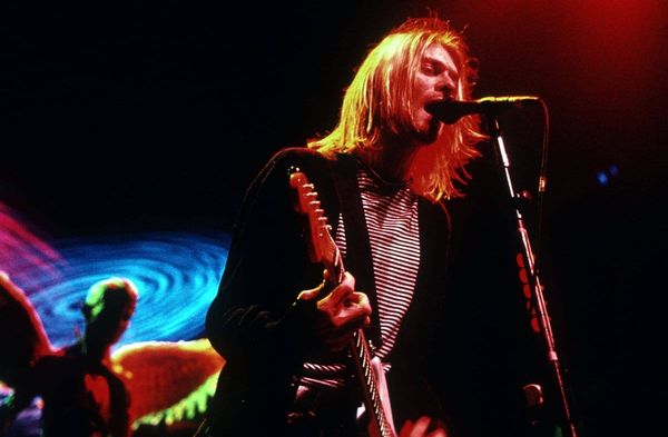 Kurt Cobain 1993 auf der Bühne.