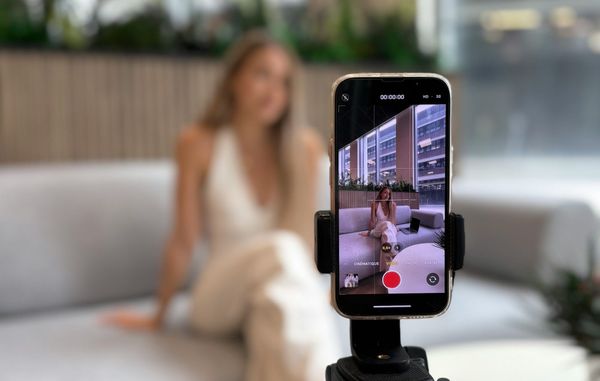 Konkurrenz durch virtuelle Influencer: Werden echte Stars bald überflüssig?