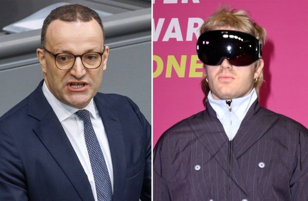 Jens Spahn (l.) wirft Ski Aggu Verleumdung vor.