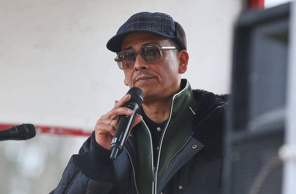 Xavier Naidoo sorgte in den vergangenen Jahren weniger mit seiner Musik als mit Äußerungen zu Verschwörungstheorien für Aufm…