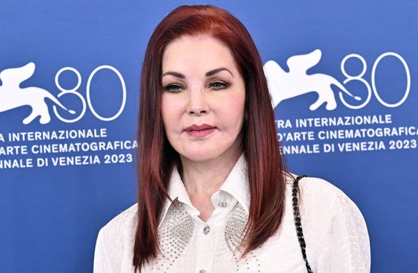 Priscilla Presley hat ein Bild ihrer Enkelinnen geteilt.