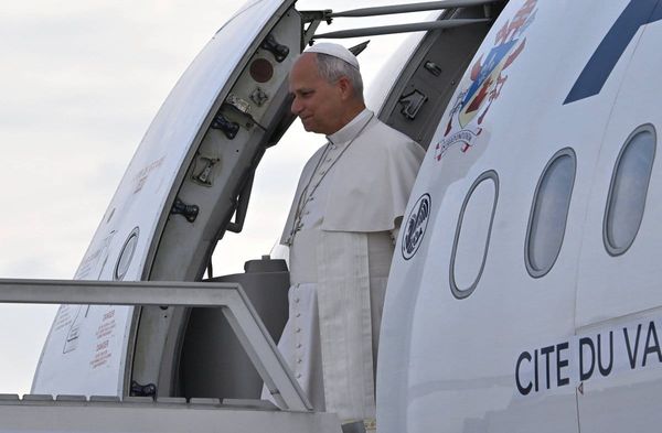Papst Leo, hier im Rahmen einer Frankreichreise, kehrt im November nach Lateinamerika zurück.