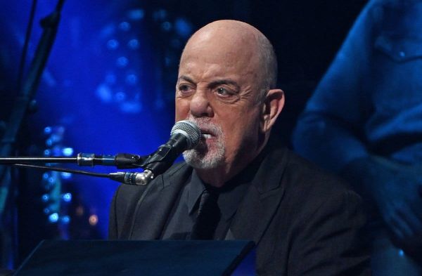 Billy Joel muss sich eine Auszeit von der Bühne nehmen. Wie lange diese dauern wird, ist ungewiss.