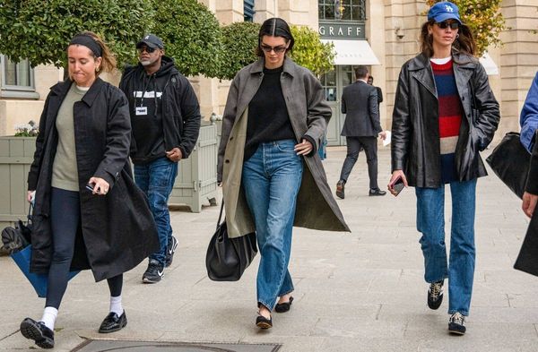 Kendall Jenner setzt regelmäßig auf Ballerinas - auch im Herbst.