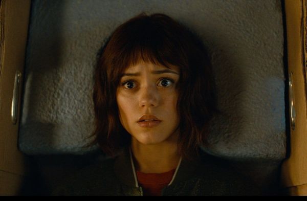 Jenna Ortega in "Klara und die Sonne".