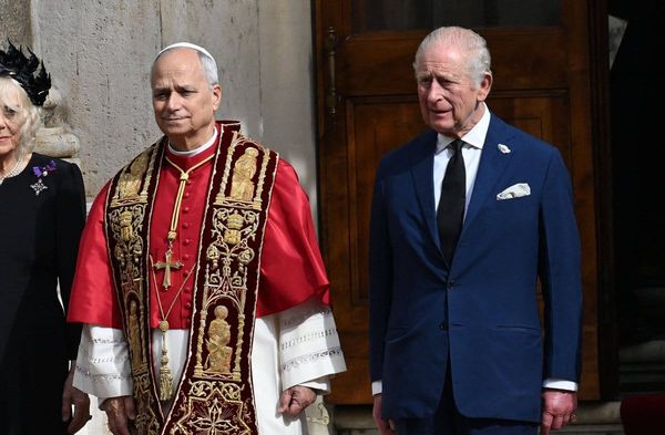 Papst Leo und König Charles trafen sich vor einem Jahr im Vatikan.