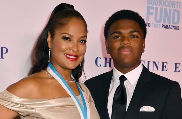 Laila Ali brachte ihren Sohn Curtis Jr. mit auf den roten Teppich.