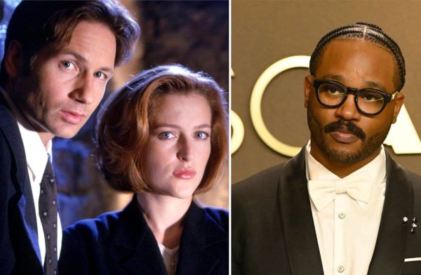 David Duchovny (l.) und Gillian Anderson als ihre "Akte X"-Figuren Mulder und Scully neben Ryan Coogler.