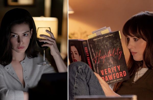 Anne Hathaway (l.) und Dakota Johnson in der Bestseller-Verfilmung "Verity - Dunkle Geheimnisse".