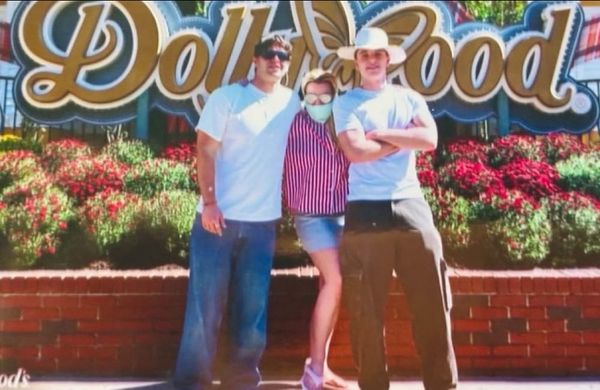 'Wusste nicht, dass es diesen Ort gibt': Britney Spears genießt Familientag im Dollywood