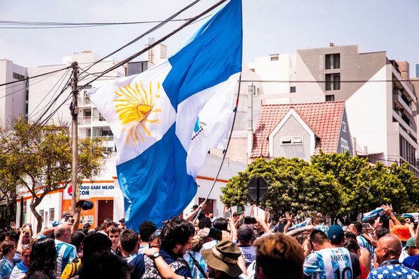 Argentina’s Economic Growth Forecast Cut to 2.1% as Recovery Faces New Challenges