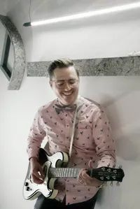 Dumb Hope (early demo)🎵