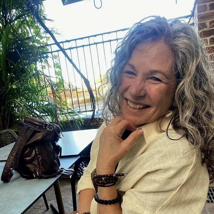 Facing Death with Openness: Hawkesbury’s Death Cafés and the Role of a Death Doula