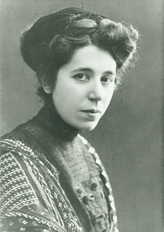 Nación, interpelación y arquetipo: subjetividad femenina y transformación histórica en “Cartas a las mujeres de España” (1916) de María Lejárraga