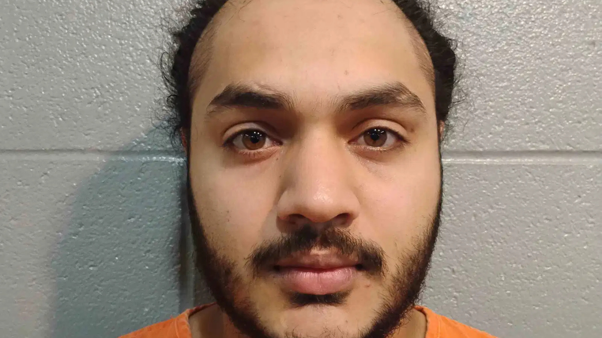 Man accused of $150K scam traveled across country to collect victim’s cash, police say