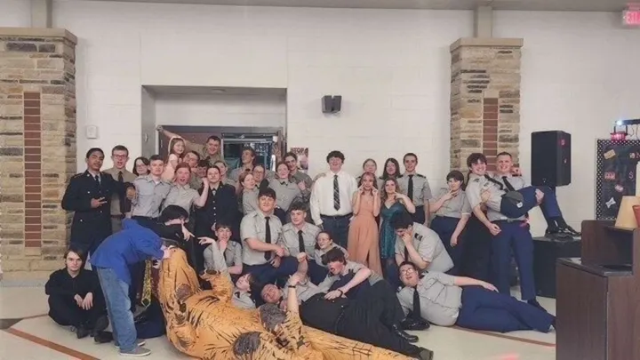 Hart County Schools military cadet program to end after position cut