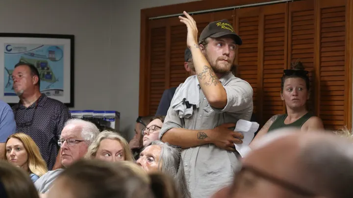 Cave City passes first reading of moratorium on data centers