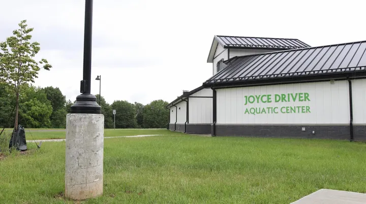 Fecal contamination prompts early closure at Glasgow aquatic center