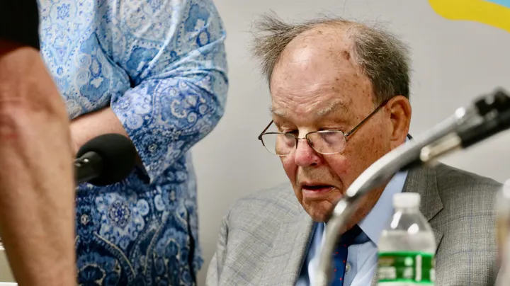 Longtime Cave City attorney tied to both sides of data center dispute