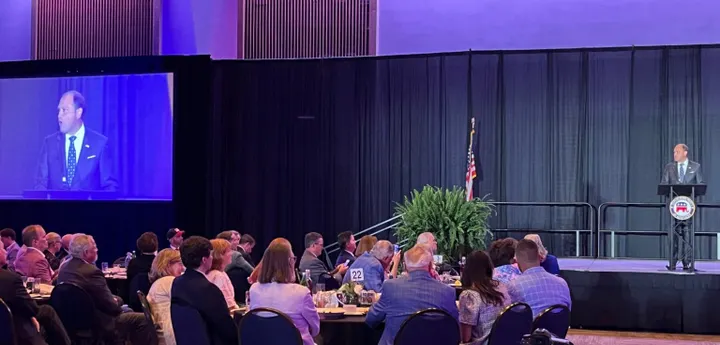 State GOP Dinner rallies party behind key candidates before November election