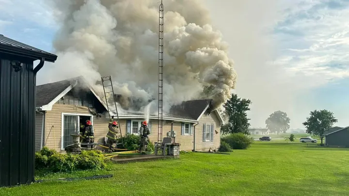 Crews battle heavy flames at Cave City home