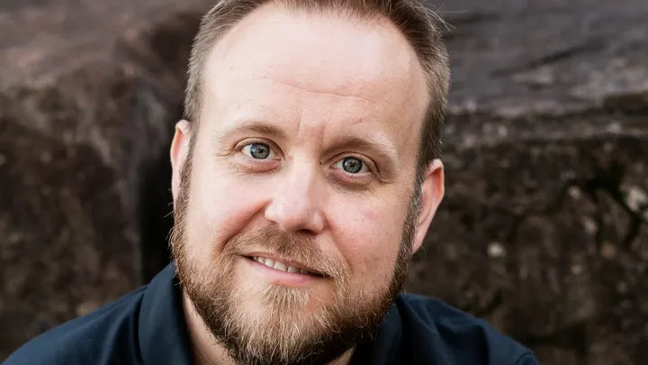 Glasgow mortgage branch manager’s book becomes Amazon bestseller