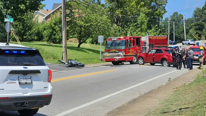 Motorcyclist dies days after crash on East Main Street