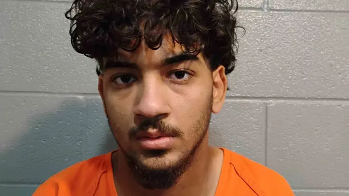 High-speed pursuit ends with arrest in Barren County