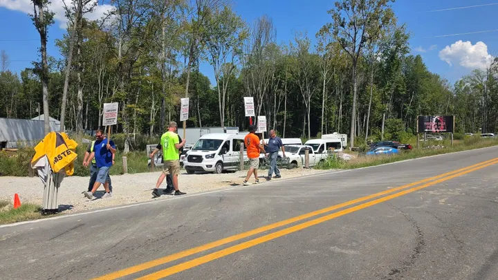 No charges filed after union protest at Bon Ayr business
