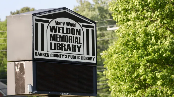 Book sale to help fund free books for Barren County children