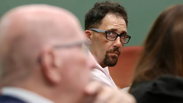 Police: Cell phone dispute led to Bob Miller’s arrest